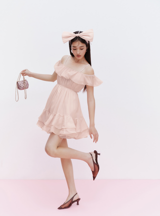 Off-Shoulder Back Ribbon Dress