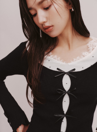 Front Bow Knit Top