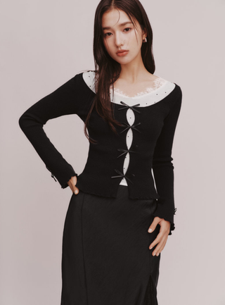 Front Bow Knit Top