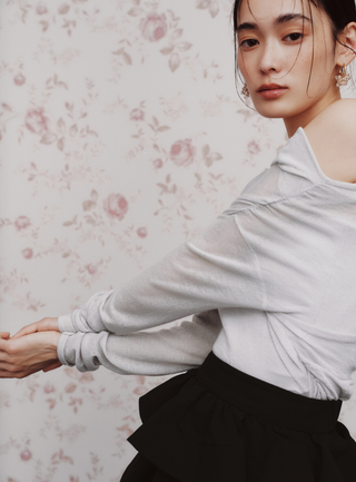 Shoulder Ribbon Knit Top