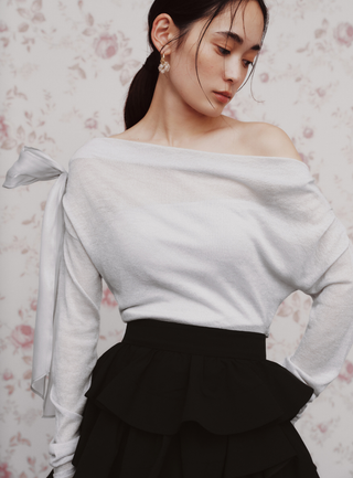 Shoulder Ribbon Knit Top
