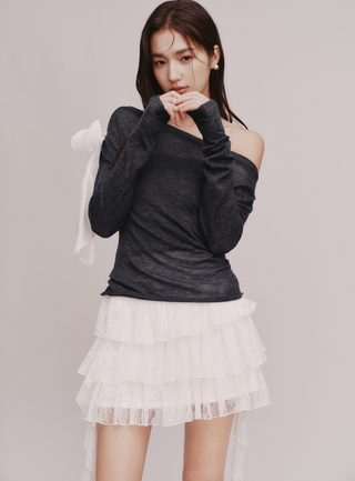 Shoulder Ribbon Knit Top