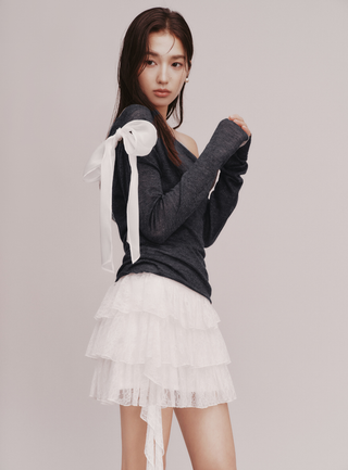 Shoulder Ribbon Knit Top