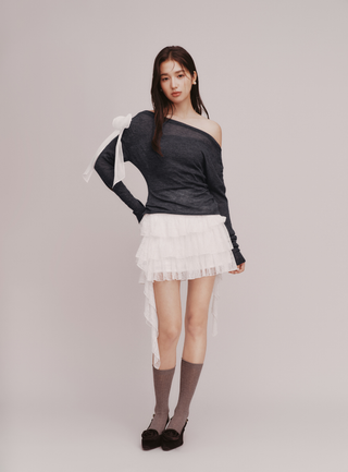 Shoulder Ribbon Knit Top