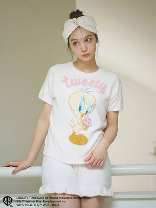 Tweety Bird Lounge Shorts in Ivory at Women's Luxurious Loungewear Outfits & Accessories at SNIDEL USA