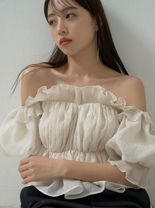 Jacquard Volume Gathered Off-Shoulder Ruffle Blouse in IVORY, Premium Fashionable Women's Tops Collection at SNIDEL USA.