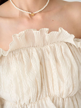 Jacquard Volume Gathered Off-Shoulder Ruffle Blouse in IVORY, Premium Fashionable Women's Tops Collection at SNIDEL USA.