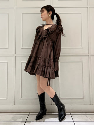 Cotton Like Ruffle Collar Tunic