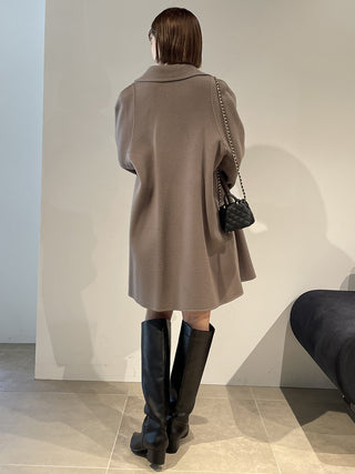River Flare Oversized Coat in mocha, Premium Fashionable Women's Tops Collection at SNIDEL USA