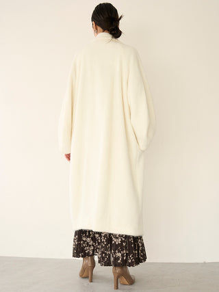 Shaggy Luxe Longline Coat in Ivory, Premium Women's Outwear at SNIDEL USA