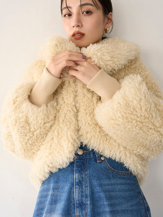 Trendy Faux Fur Cropped Jacket in Yellow, Premium Women's Outwear at SNIDEL USA