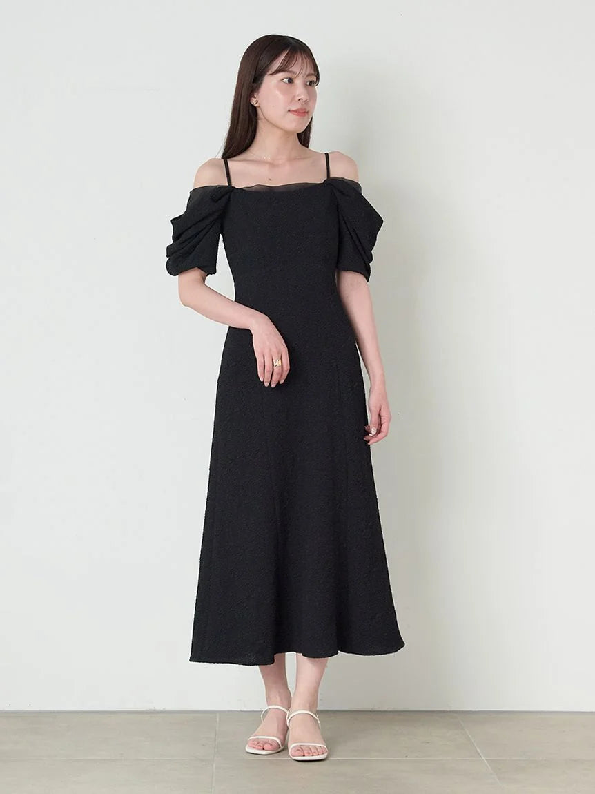 Off-Shoulder Puff Sleeve Midi Dress – SNIDEL Off-Shoulder Puff Sleeve Midi Dress – SNIDEL