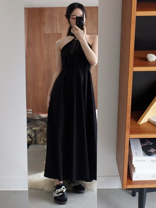 Halter Neck Maxi Dress in BLACK, Luxury Women's Dresses at SNIDEL USA.