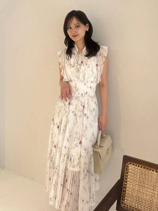 Sustainable Ribbed Waist Pleated Dress