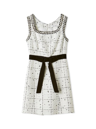 Front view of the SNIDEL white tweed mini jumper dress with braided neckline trim and a black velvet waist ribbon.