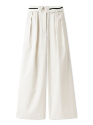 Comfortable Wide-Leg High-Waisted Pants in Ivory, a Premium Fashionable Women's Pants at SNIDEL USA