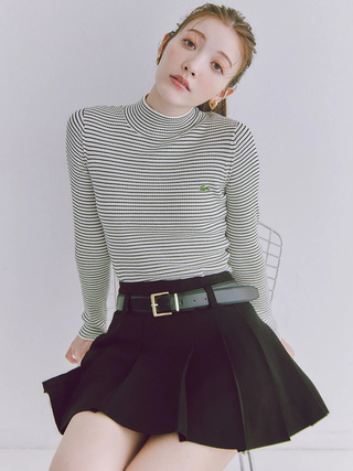 Belted Pleated Mini Skirt in Black, Premium Fashionable Women's Skirts & Skorts at SNIDEL USA