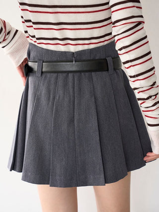 Belted Pleated Mini Skirt in Gray, Premium Fashionable Women's Skirts & Skorts at SNIDEL USA