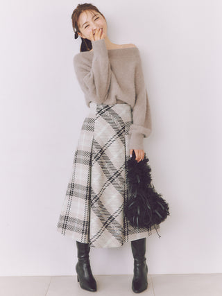 Plaid Long Circle Skirt in Ivory, Premium Fashionable Women's Skirts & Skorts at SNIDEL USA