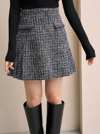 Side pleated tweed mini skirt