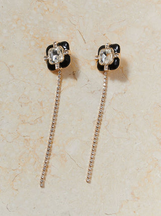 Vintage-Inspired Motif Earrings
