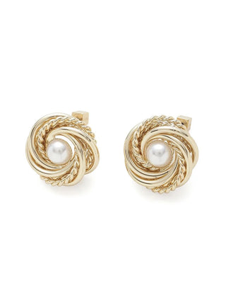 Vintage-Inspired Motif Earrings