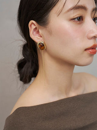 Vintage-Inspired Motif Earrings