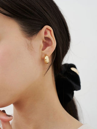 Minimal Metal Stud Earrings