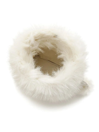 SNaMON Fluffy Faux Fur Shoulder Bag in Ivory, Premium Women's Fashionable Bags, Pouches at SNIDEL USA