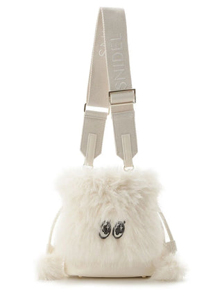 SNaMON Fluffy Faux Fur Shoulder Bag in Ivory, Premium Women's Fashionable Bags, Pouches at SNIDEL USA