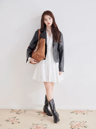 Soft Belt Shoulder Square Bag