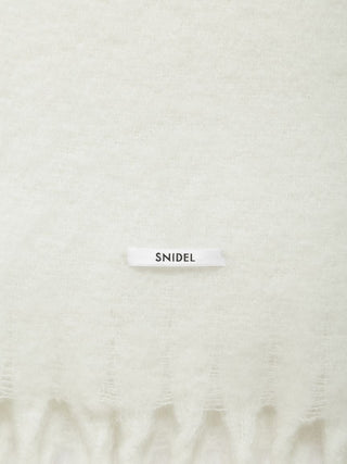 Fuzzy Oversized Scarf in White, Premium Women's Knitwear at SNIDEL USA
