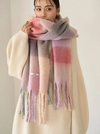 Checked Scarf in Pink, Premium Women's Knitwear at SNIDEL USA