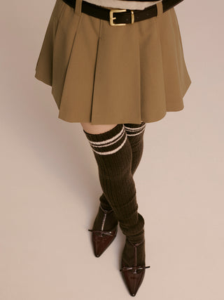 Ribbed Knee High Socks in Khaki, Premium Women's Socks at SNIDEL USA