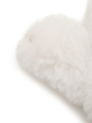 Warm Fuzzy Winter SNaMON Mittens in Ivory, Premium Women's Knitwear at SNIDEL USA