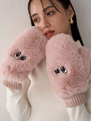 Warm Fuzzy Winter SNaMON Mittens in Pink, Premium Women's Knitwear at SNIDEL USA