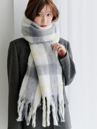 Checked Pattern Scarf