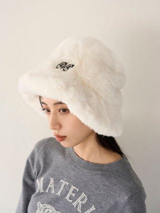 SNaMON Faux Fur Bucket Hat in Ivory, Premium Fashionable & Trendy Women's Hats & Headwear at SNIDEL USA