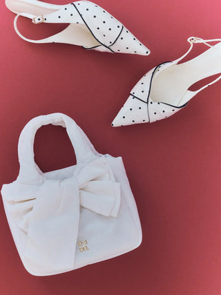 Twist Bow Pumps