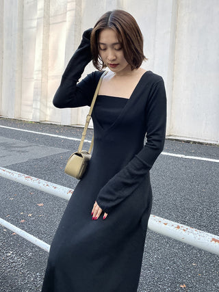 Bare Layered Back-Tie Maxi Sweater Dress in black, Luxury Women's Dresses at SNIDEL USA.