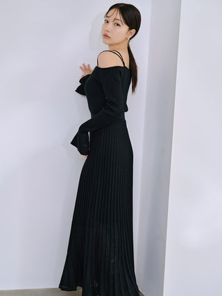 Periwinkle Pleated Maxi Dress with Delicate Straps in black, Luxury Women's Dresses at SNIDEL USA.