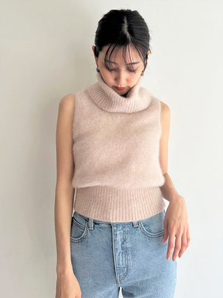 Fur Sleeveless Turtle Tops in pink, Premium Fashionable Women's Tops Collection at SNIDEL USA