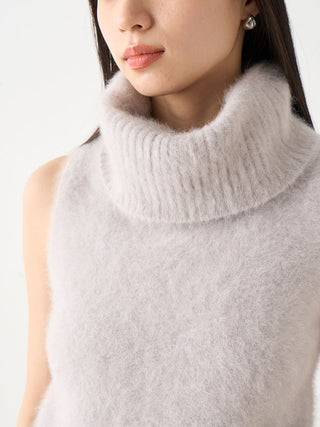 Fur Sleeveless Turtle Tops in light grey, Premium Fashionable Women's Tops Collection at SNIDEL USA