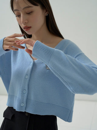 Brooch Cropped Cardigan in Light Blue, Premium Women's Fashionable Cardigans, Pullover at SNIDEL USA