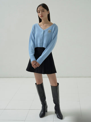 Brooch Cropped Cardigan in Light Blue, Premium Women's Fashionable Cardigans, Pullover at SNIDEL USA