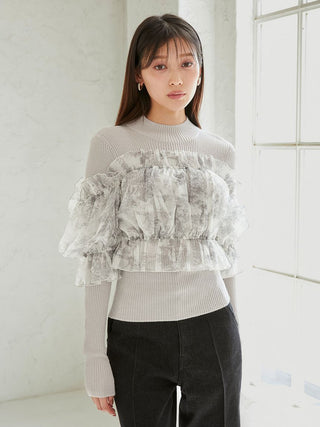 Tulle off-shoulder docking knit pullover