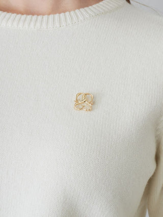 Mini Brooch Pullover