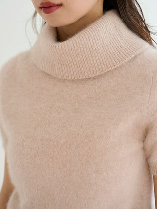 Fox Fur Turtle Pullover