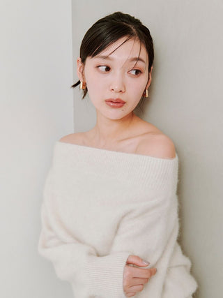 Fox Alpaca Off-Shoulder Pullover