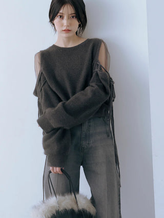 See-through shoulder knit pullover